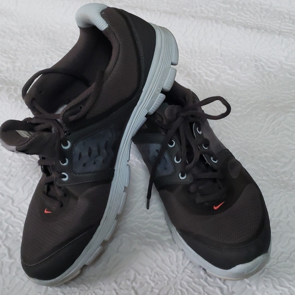 Nike Women's Free XT Motion Fit Shoes Sneakers Style 454116-001 Size 9.5